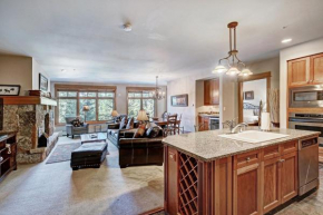 Luxury 3 BR in River Run Village Featuring Ski in, ski out! condo